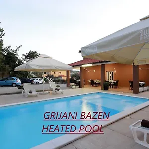 https://pension-riviera-silo.primorje-gorskikotar.com